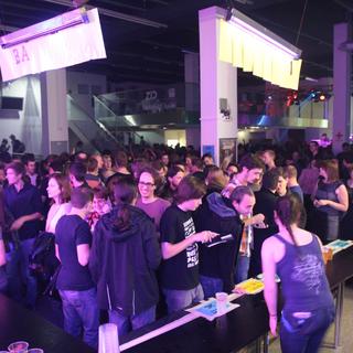 fetzn_fliegen_2015-10-16_23h32min43s.basti.web.jpg