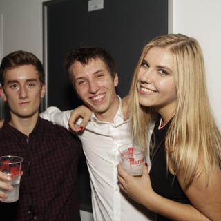 fetzn_fliegen_2015-10-16_23h35min12s.basti.web.jpg