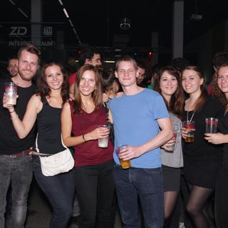 fetzn_fliegen_2015-10-16_23h36min04s.lacki.web.jpg