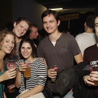 fetzn_fliegen_2015-10-17_00h35min17s.basti.web.jpg