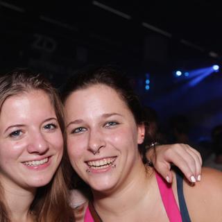 fetzn_fliegen_2015-10-17_00h50min45s.lacki.web.jpg