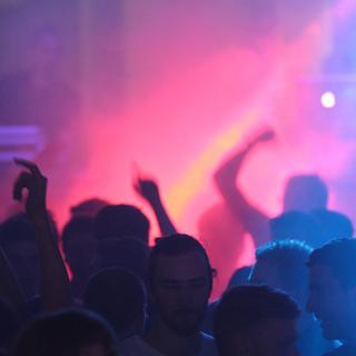 fetzn_fliegen_2015-10-17_01h45min20s.basti.web.jpg