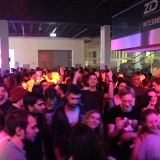 fetzn_fliegen_2015-10-17_02h43min25s.basti_1.web.jpg