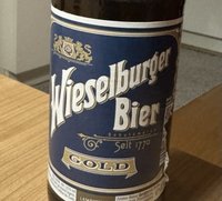 Portraitfoto von Stefan Schuettengruber